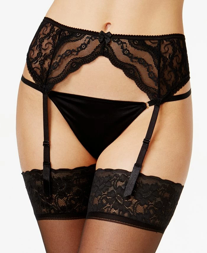 B.TEMPT'D Lace Kiss Lingerie Garter Belt 977182